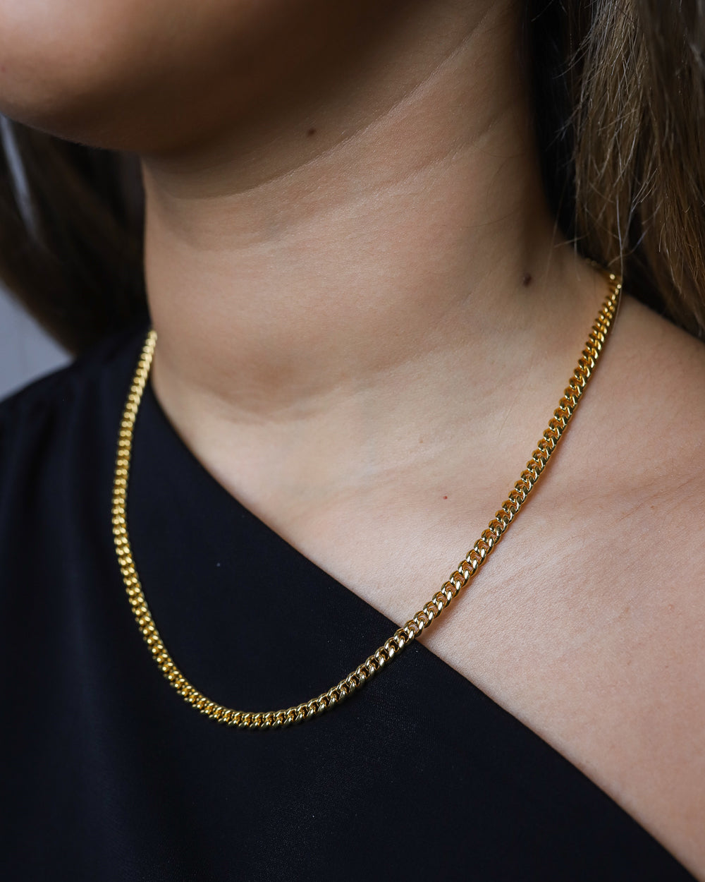 CLEAN CUBANA CHAIN. - 4MM GOLD