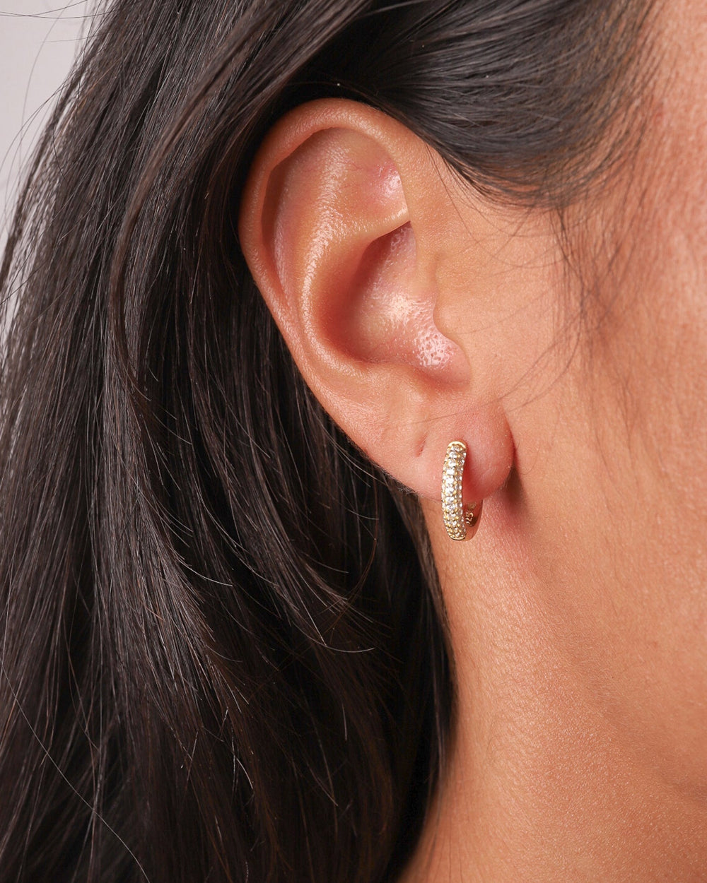 HOOPS EARRINGS. - GOLD