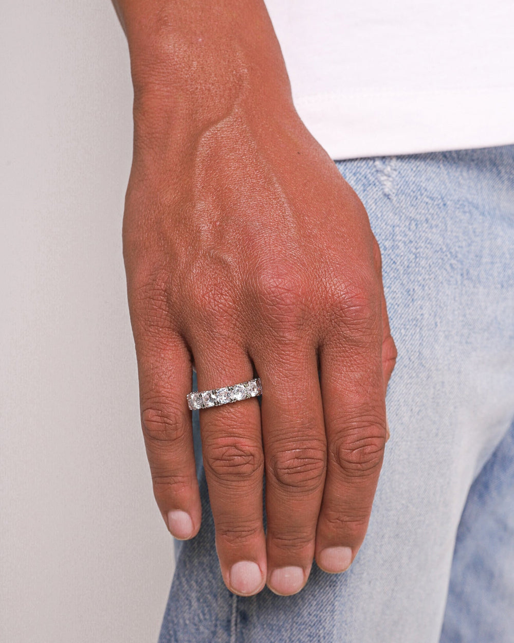ICY ICICLE RING.
