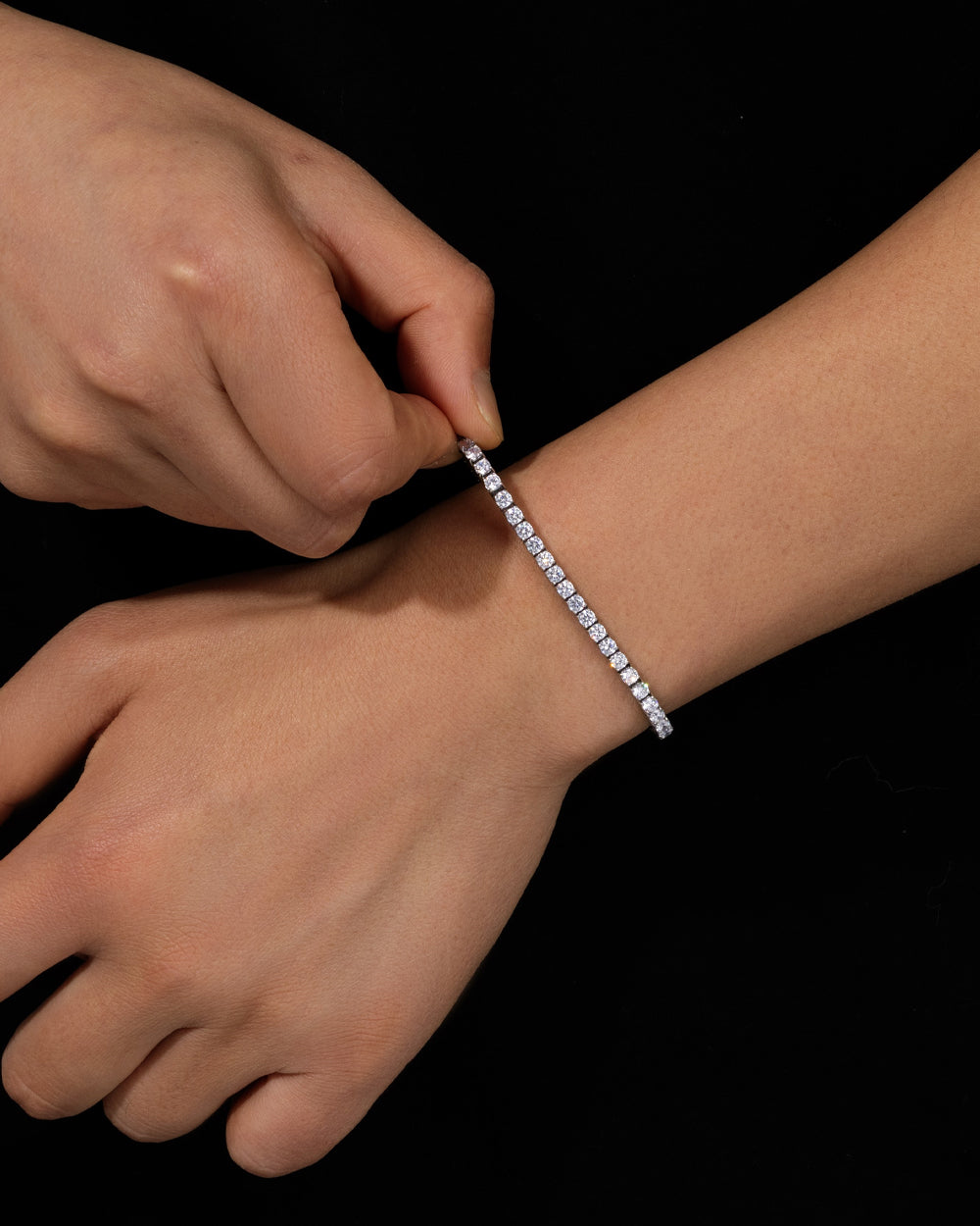 MOISSANITE TENNIS BRACELET. - 3MM