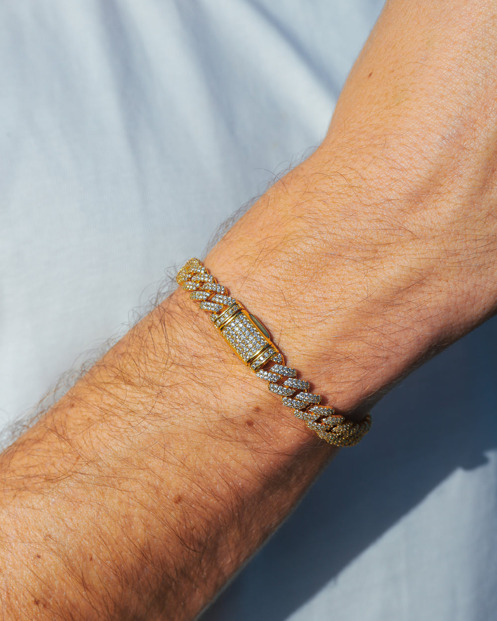 PRONG BRACELET. - 9MM GOLD